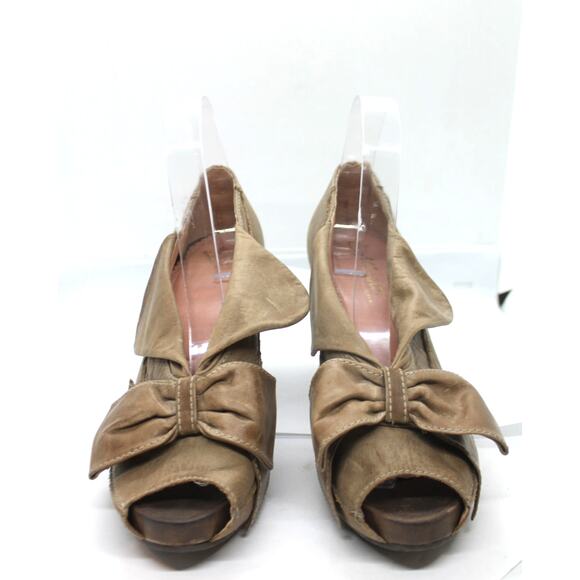 Miss Albright Shoes - Miss Albright Anthropologie Platform Peep Toe Heels w/ Bow sz 8B